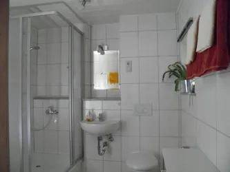 Dusche - WC (© Ferienwohnung H. Diehl)