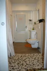 Grünes Zimmer Bad