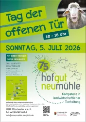 Ein Plakat für den Tag der offenen Tür im Hofgut Neumühle, das am 5. Juli 2026 stattfindet. Es zeigt Informationen über das Event, inklusive Zeiten und ein tierisches Programm.