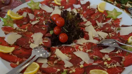 Glanrindcarpaccio (© Waldhotel eisenberg)
