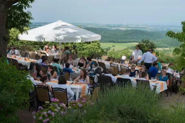 Terrasse des Landgasthofes Pfalzblick (© Landgasthof Pfalzblick)