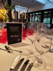 Krimi-Dinner (© Christine Ziegler)