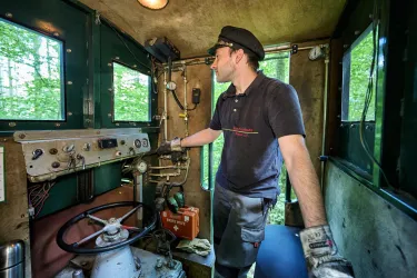 Stumpfwaldbahn-Lokführer (© Donnersberg-Touristik-Verband e.V., Florian Trykwoski)