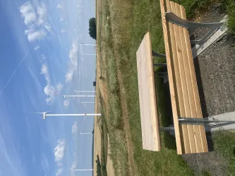 Picknickbank an den Windrädern