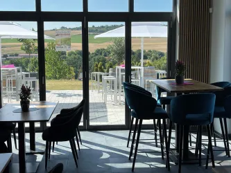 Zellers - Blick zur Terrasse