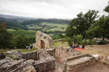 Picknick, Burgruine Moschellandsburg (© Donnersberg-Touristik-Verband e.V.)