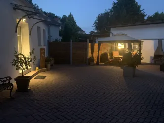 Hof am Abend
