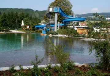 Schwimmbad1