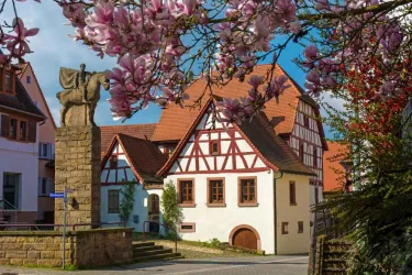 Ortsmitte Göllheim (© Kurt Lahr)