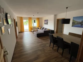 Wohn- Essbereich (große Wohnung) (© René Schaal)
