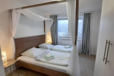 Himmelbett im Schlafzimmer