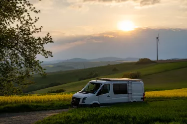 Abendlicht genießen am Camper