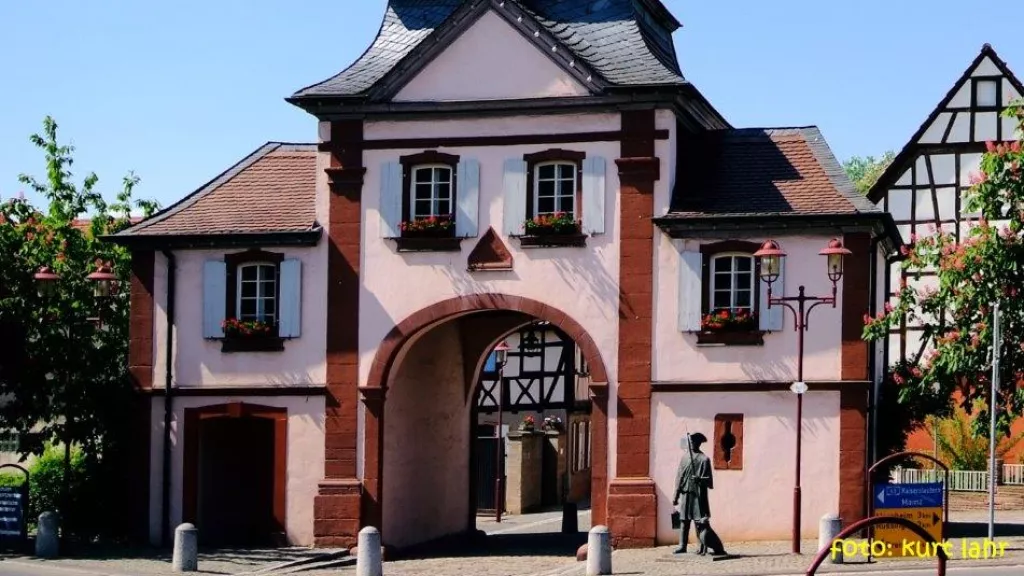 Impressionen der Ortsführung in Göllheim