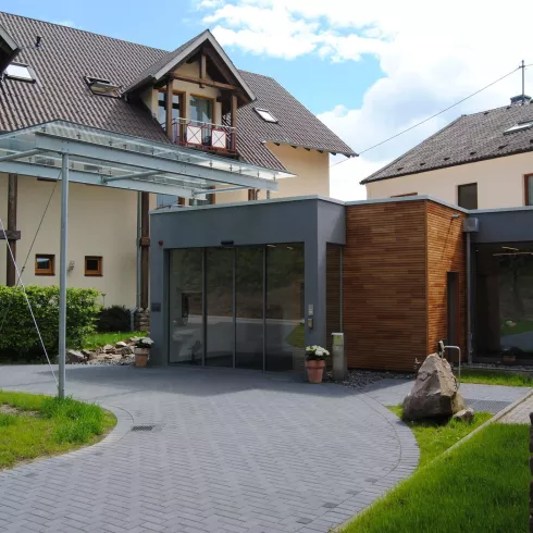 Eingang (© Stollhof Hotel-Restaurant GmbH) Eingang (© Stollhof Hotel-Restaurant GmbH)