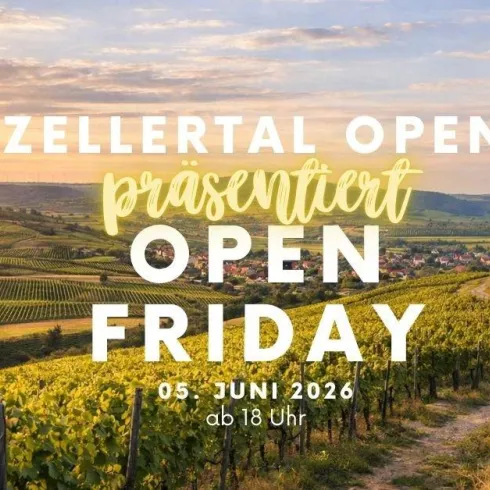 Eine malerische Landschaft mit Weinbergen und einem Sonnenuntergang im Hintergrund. Textankündigung für ein Event namens "Zellertal Open" am 5. Juni 2026.