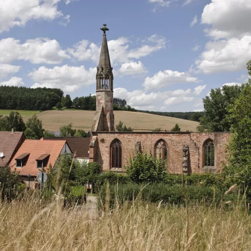 Blick auf das Kloster Rosenthal (© Donnersberg-Touristik-Verband)