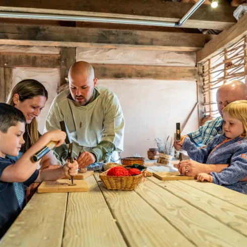 Familienerlebnis im Keltendorf am Donnersberg